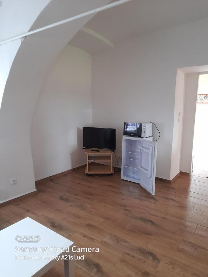Kojan Apartamento Jílovice Exterior foto