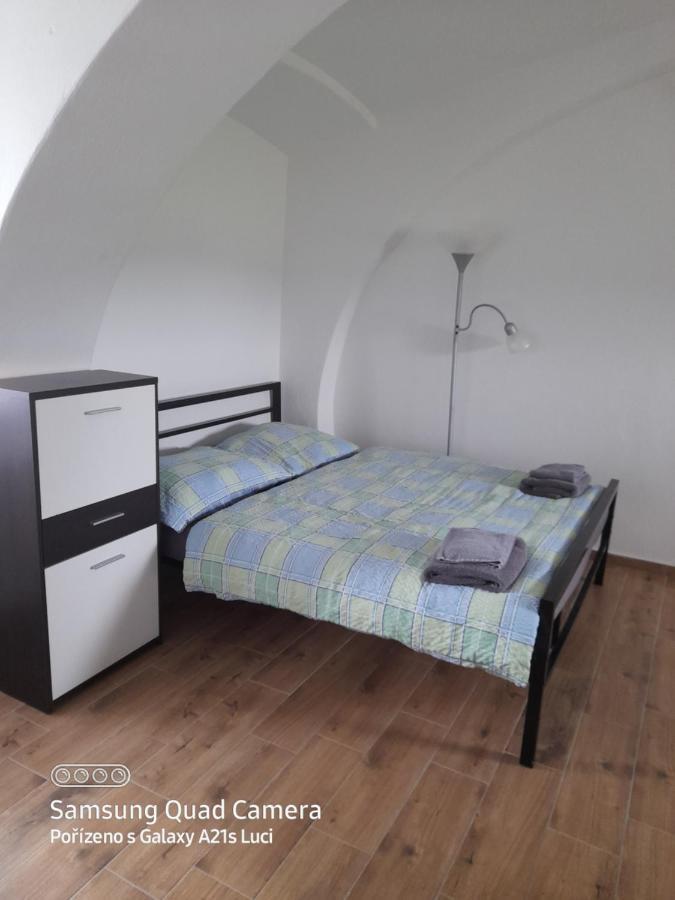 Kojan Apartamento Jílovice Exterior foto