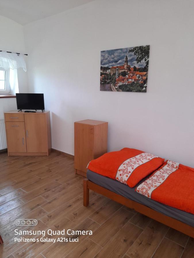 Kojan Apartamento Jílovice Exterior foto
