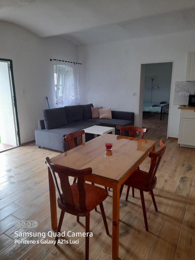 Kojan Apartamento Jílovice Exterior foto